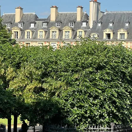 Apartamento Place Des Vosges Chic&cultural París