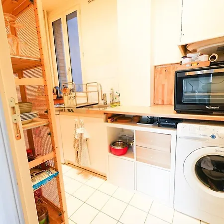 Apartment Place Des Vosges Chic&cultural Paris