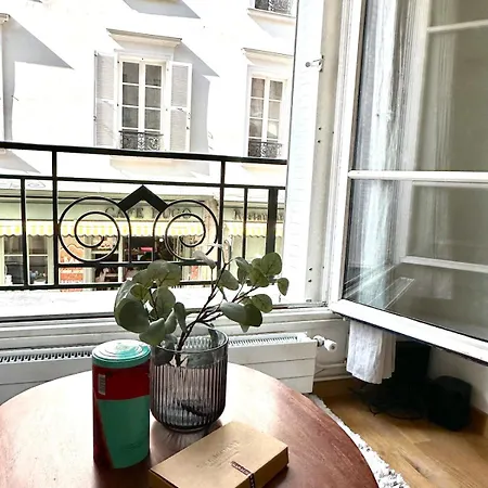 Place Des Vosges Chic&cultural Apartamento *