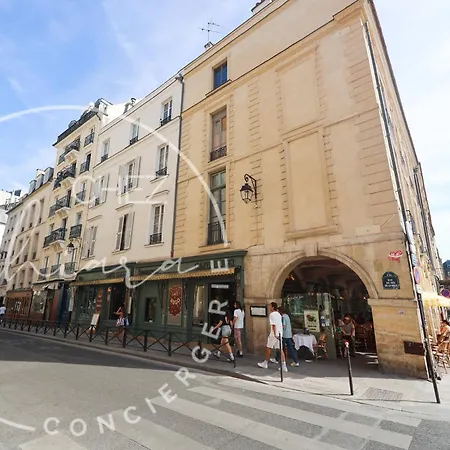 Appartement Place Des Vosges Chic&cultural *